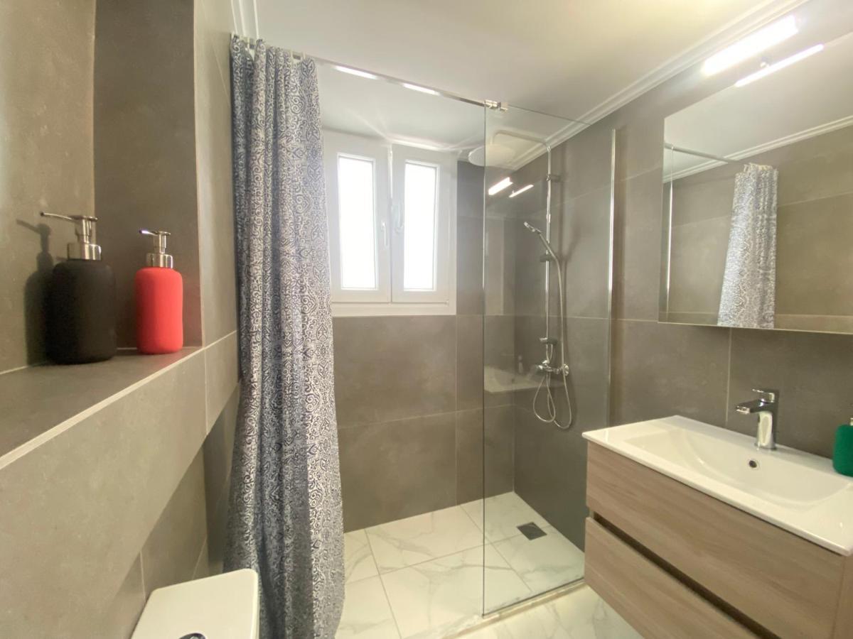 Faliro Comfort Apartment 10 Mins Walking To The Beach 아테네 외부 사진
