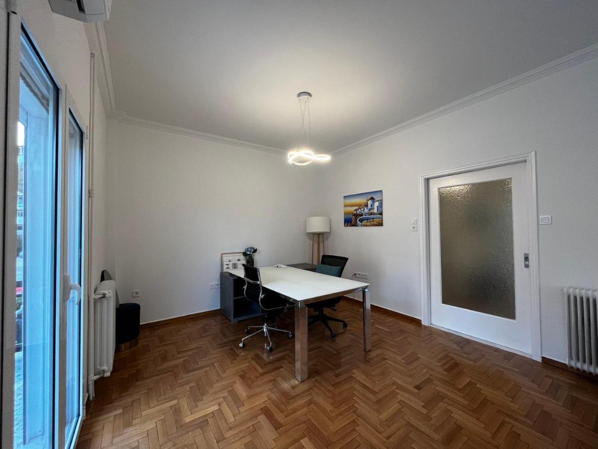 Faliro Comfort Apartment 10 Mins Walking To The Beach 아테네 외부 사진