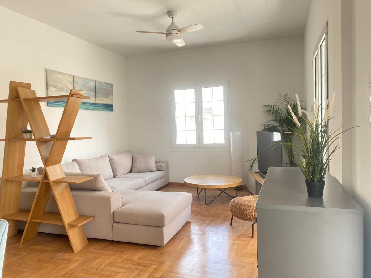 Faliro Comfort Apartment 10 Mins Walking To The Beach 아테네 외부 사진