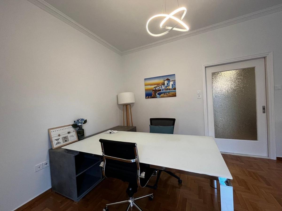 Faliro Comfort Apartment 10 Mins Walking To The Beach 아테네 외부 사진